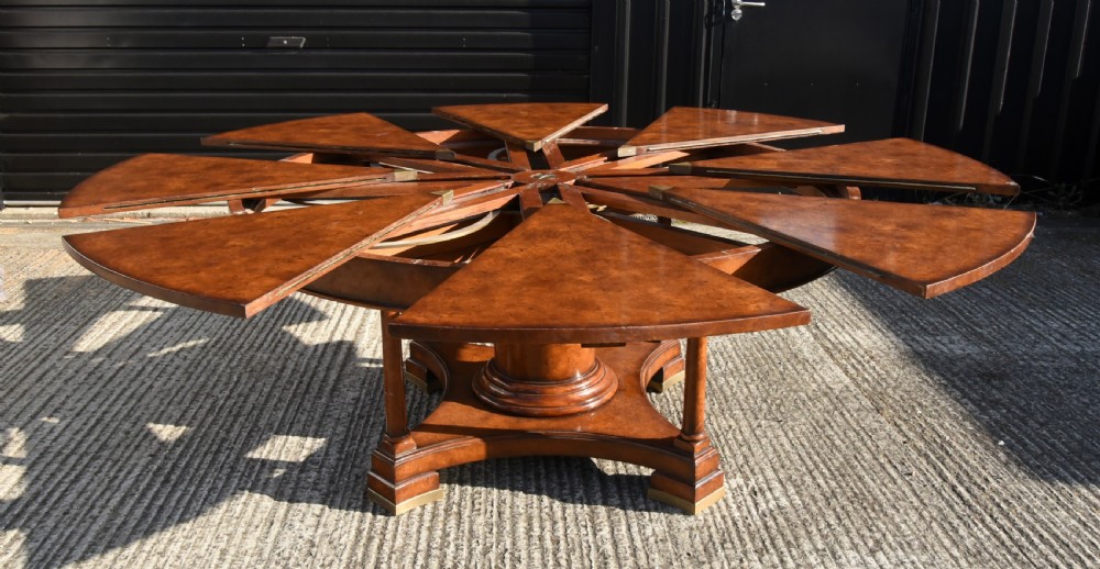 Burr oak Jupe table round dining table 