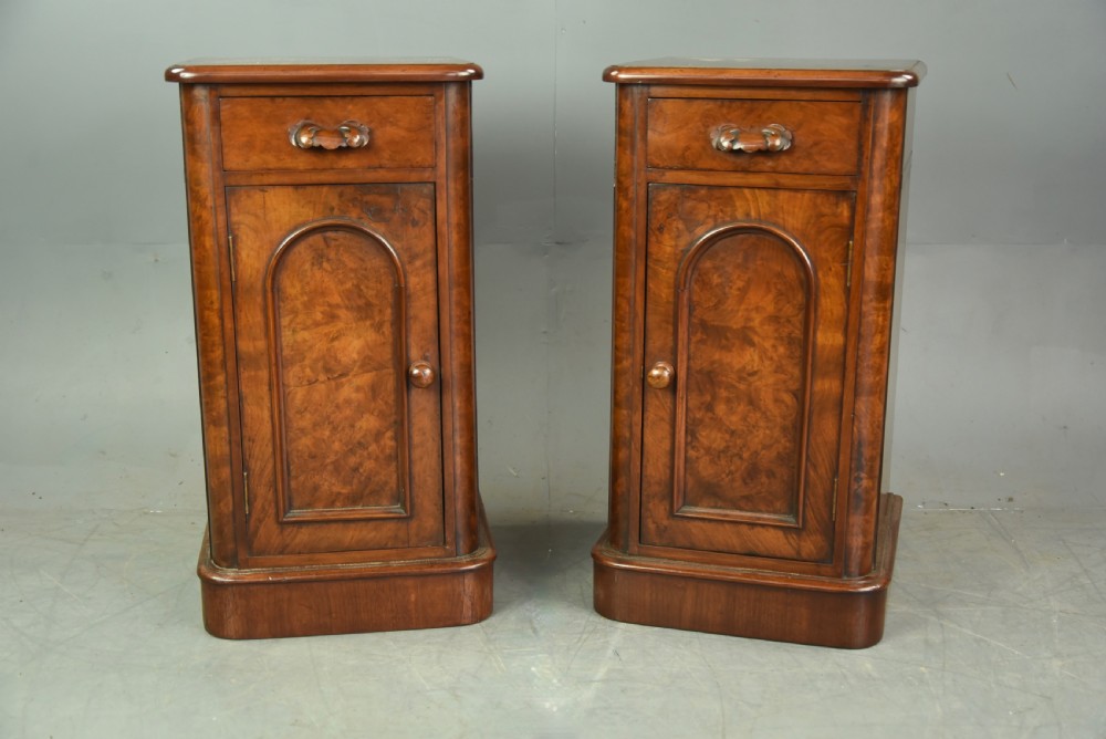 Pair of Victorian walnut bedside cabinets 