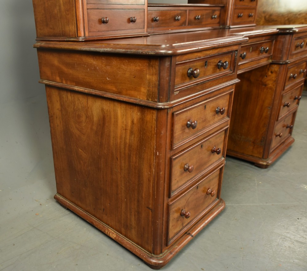 Victorian mahogany dressing table  View VI