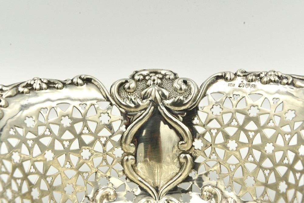 Victorian Sterling silver Fruit basket by James Charles Jay Chester 1899 View VII