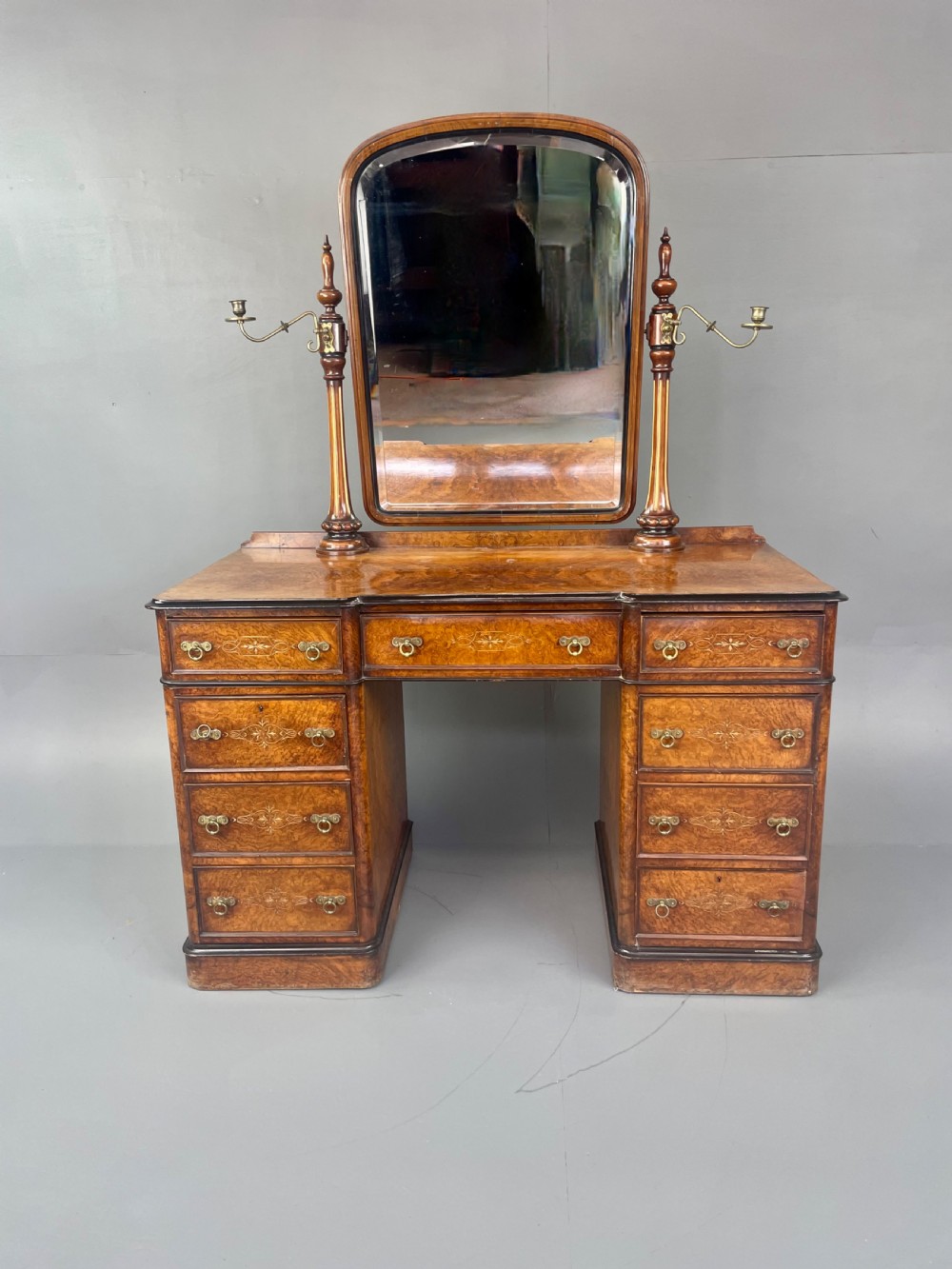 Victorian burr walnut pedestal dressing table 