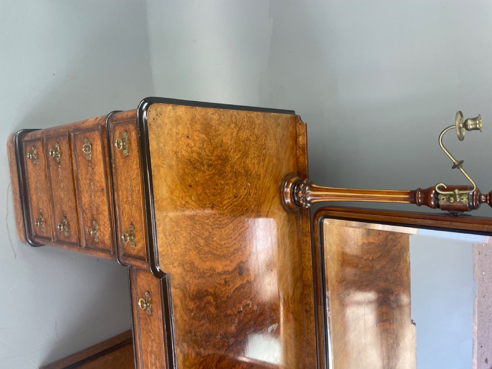 Victorian burr walnut pedestal dressing table  View V