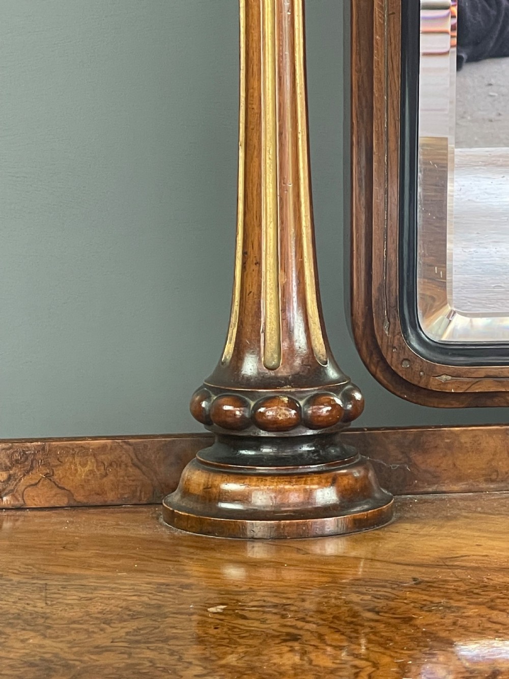 Victorian burr walnut pedestal dressing table  View XII