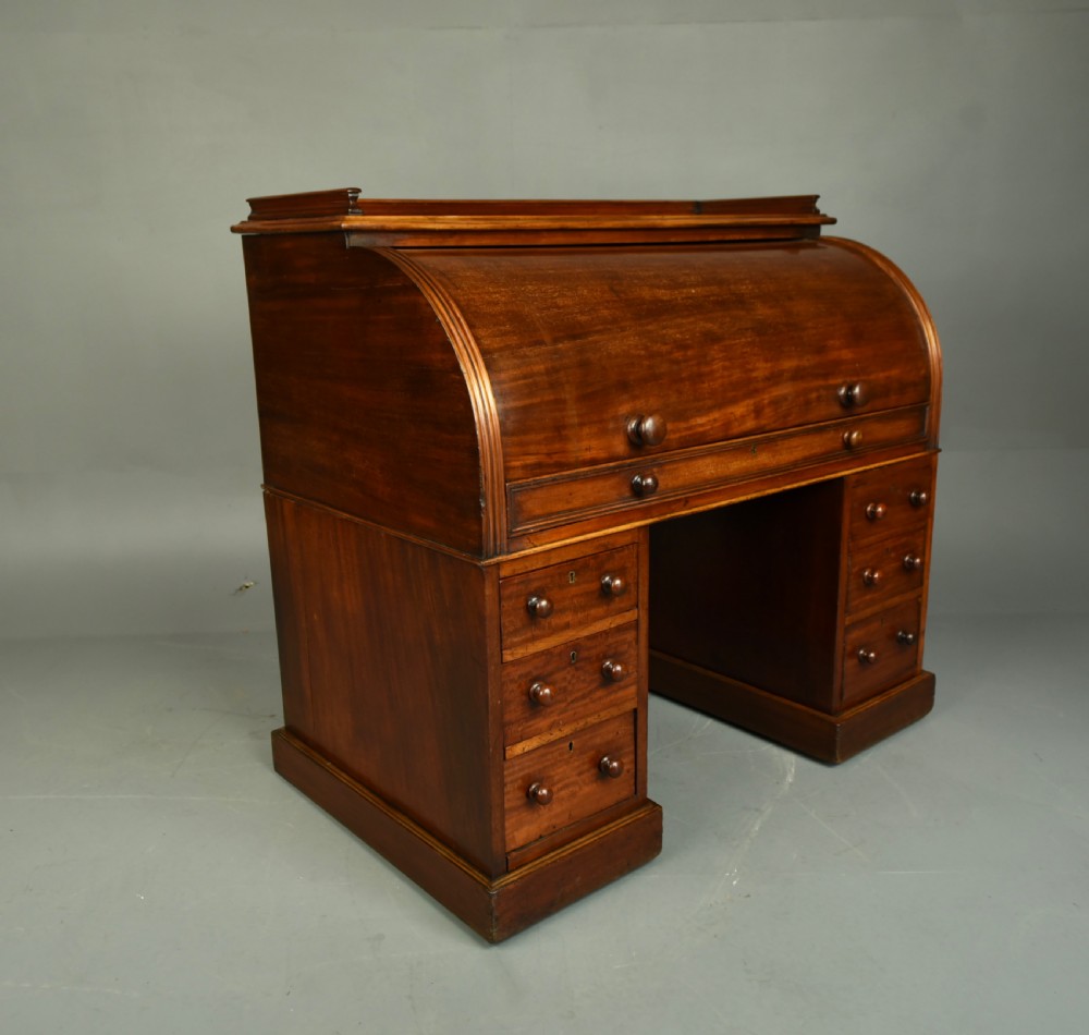 Victorian mahogany cylinder top desk  View IV