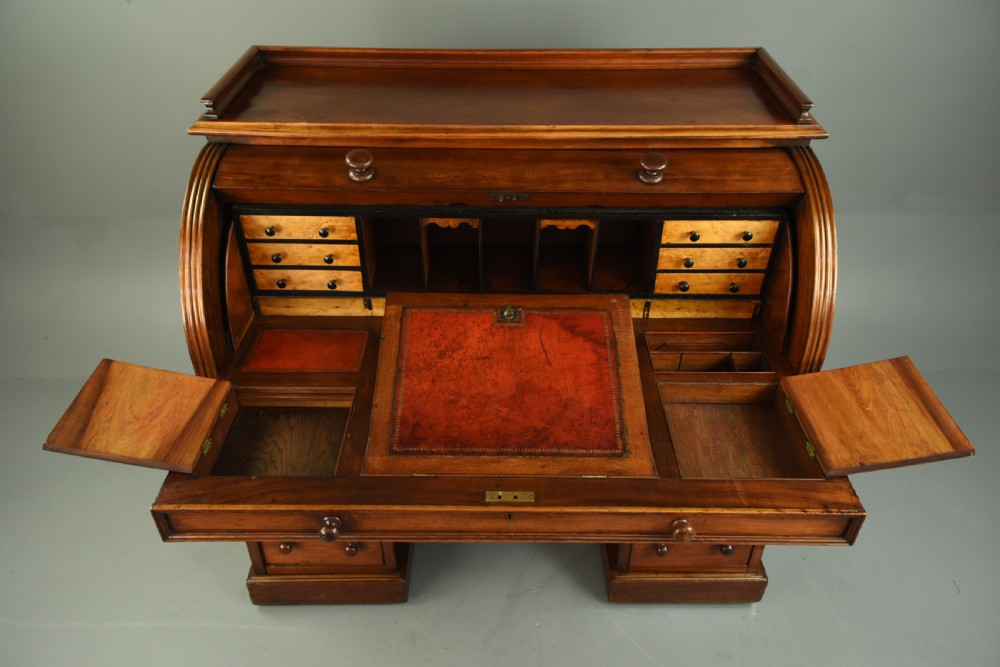 Victorian mahogany cylinder top desk  View VII