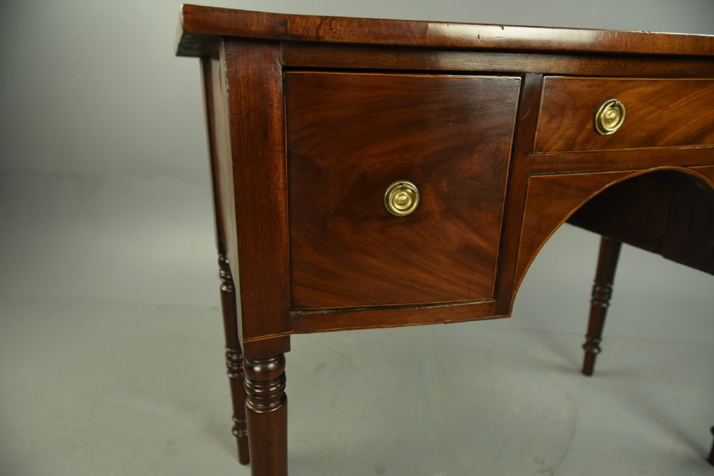 Small Georgian mahogany sideboard View VI