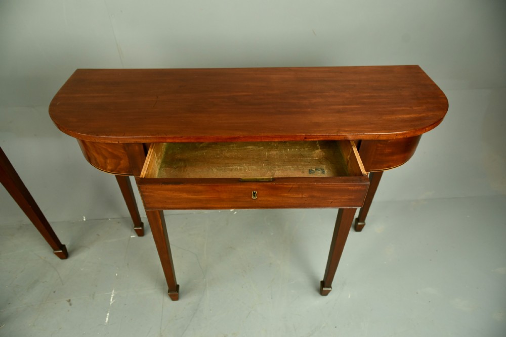 Pair of Georgian mahogany console tables  View VI