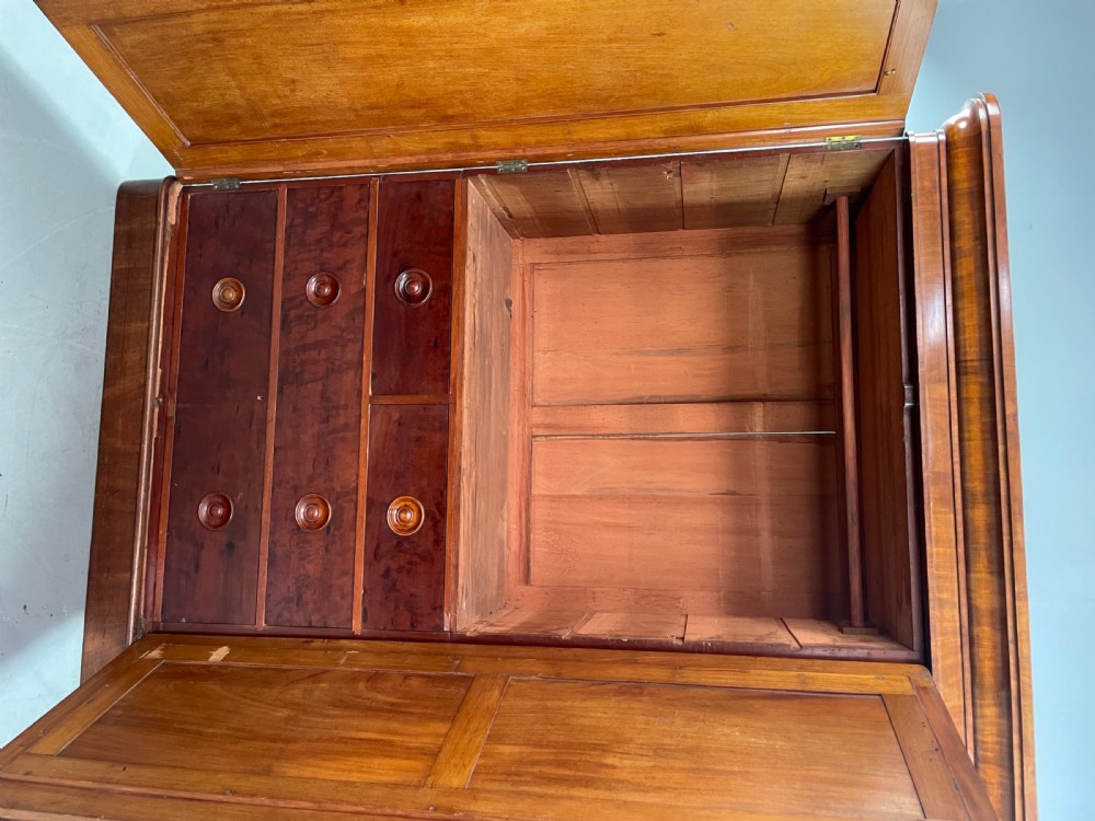 Victorian mahogany triple wardrobe  View VII
