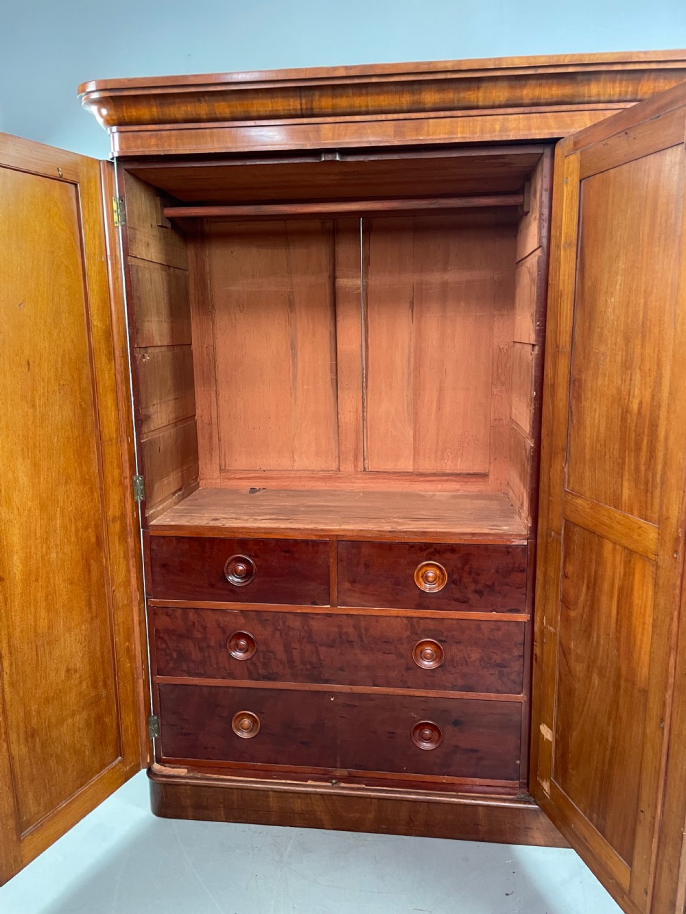 Victorian mahogany triple wardrobe  View VIII