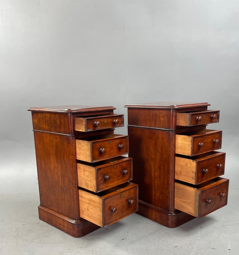 Pair of Victorian bedside chests of drawers  View IV