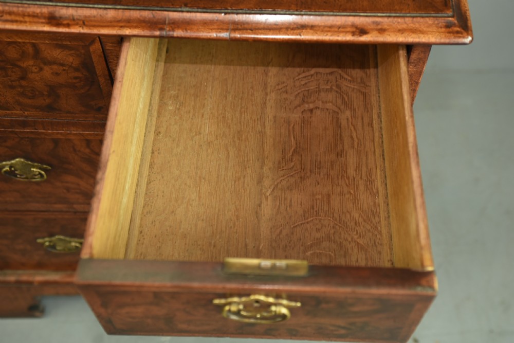 Small Georgian walnut chest of drawers  View VII