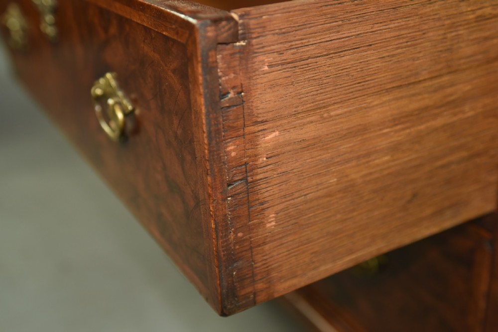 Small Georgian walnut chest of drawers  View IX