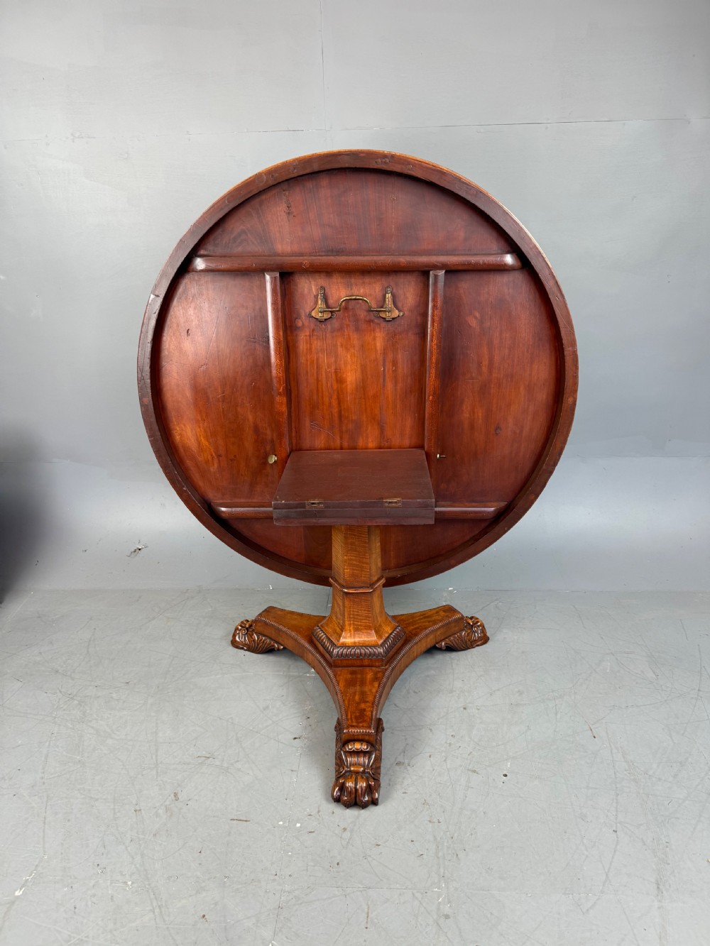 Antique Regency mahogany centre/dining table  View VIII