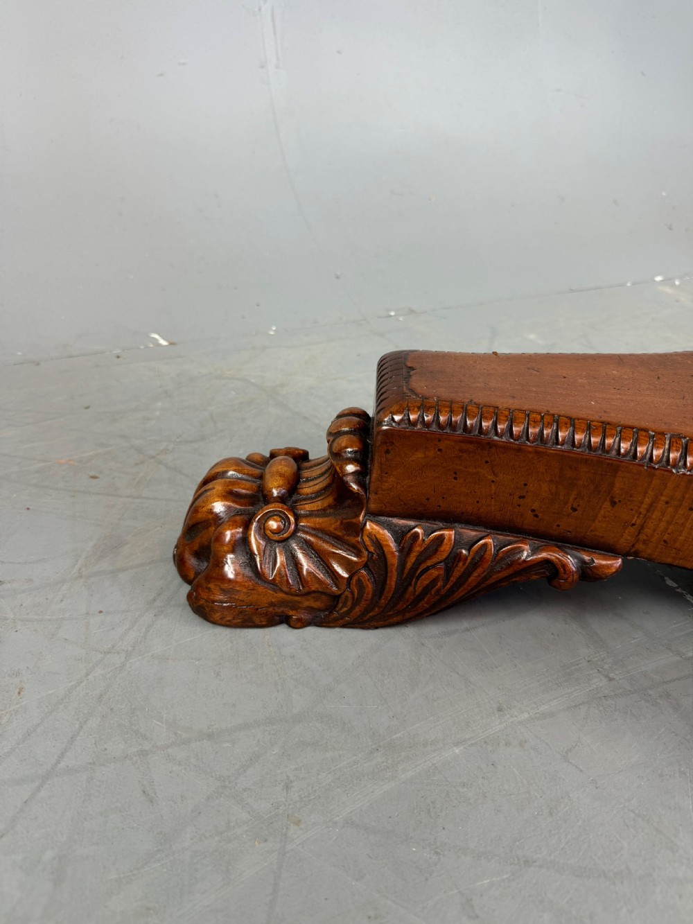 Antique Regency mahogany centre/dining table  View XII
