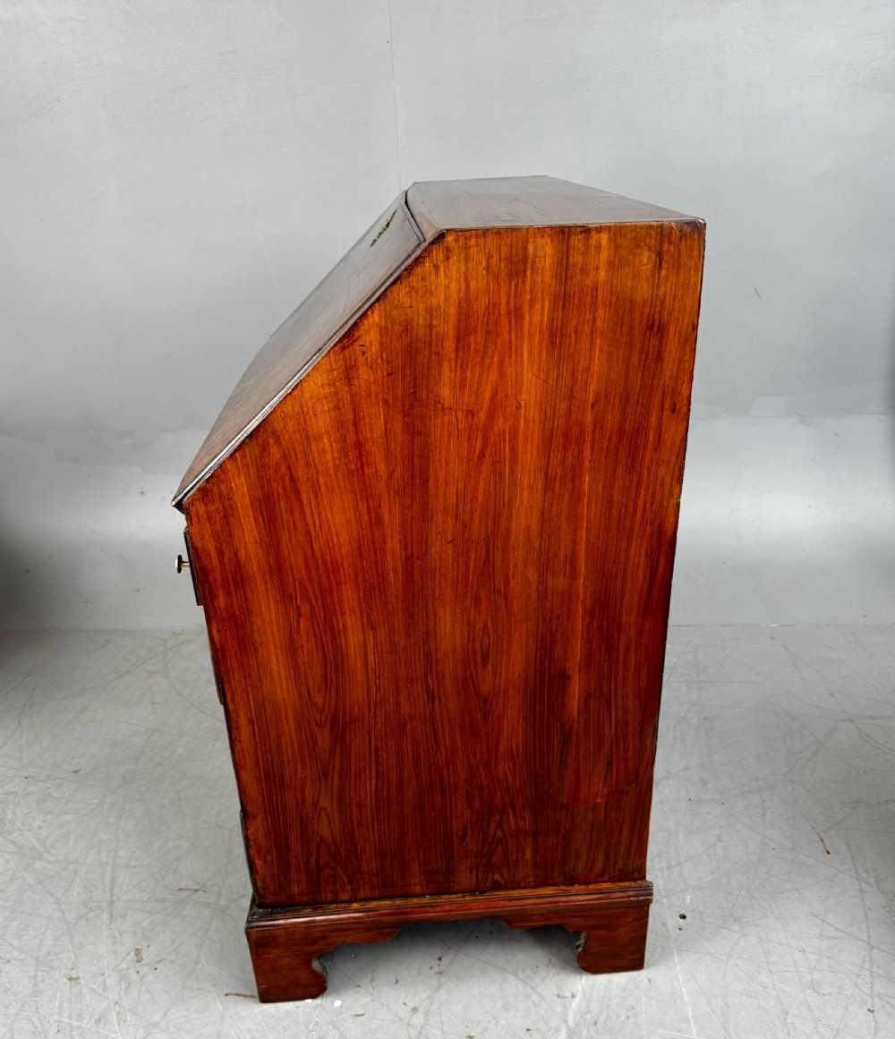 Georgian burr walnut bureau  View VII