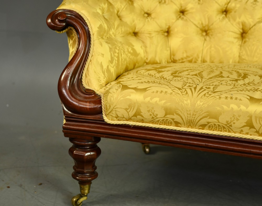 Victorian mahogany chaise longue View II