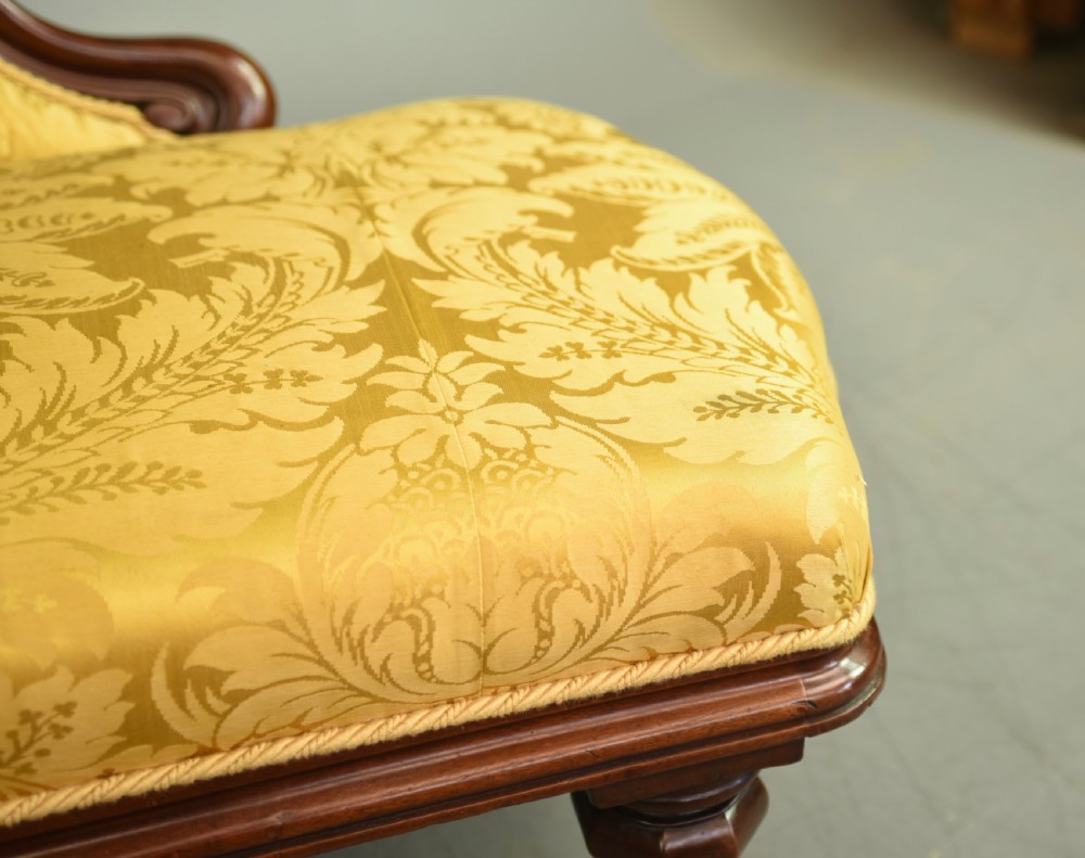 Victorian mahogany chaise longue View VII