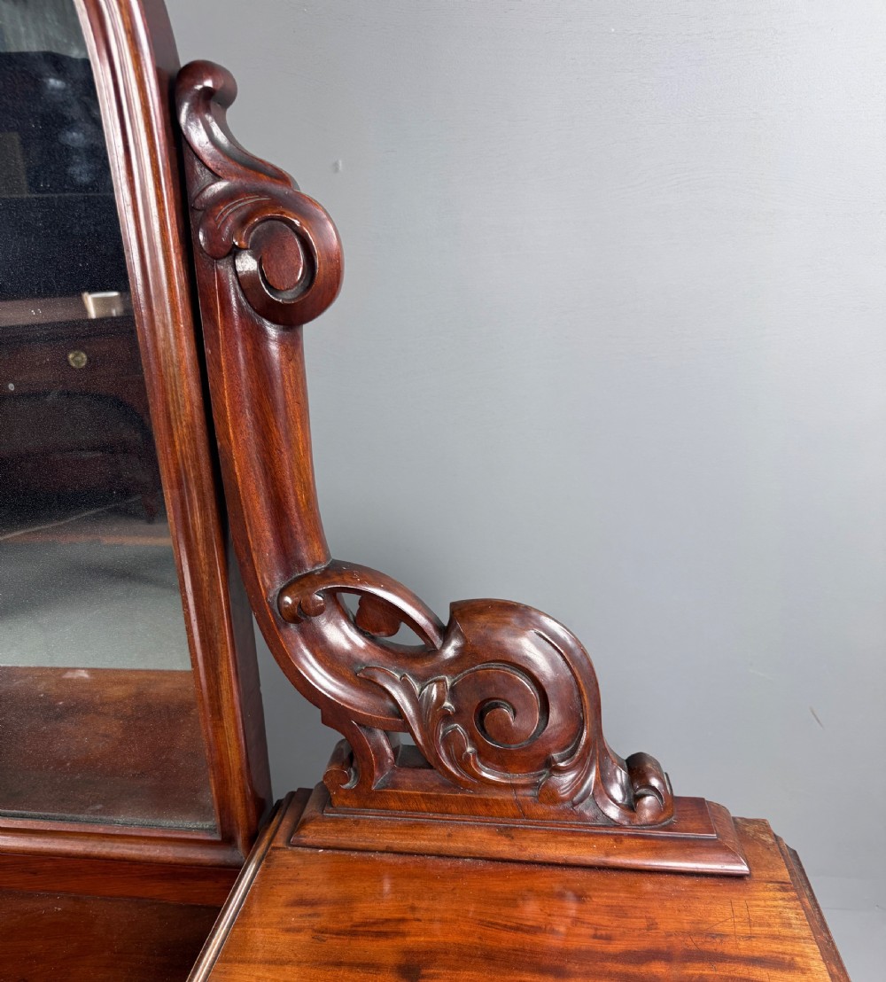 Victorian mahogany dressing table  View VII