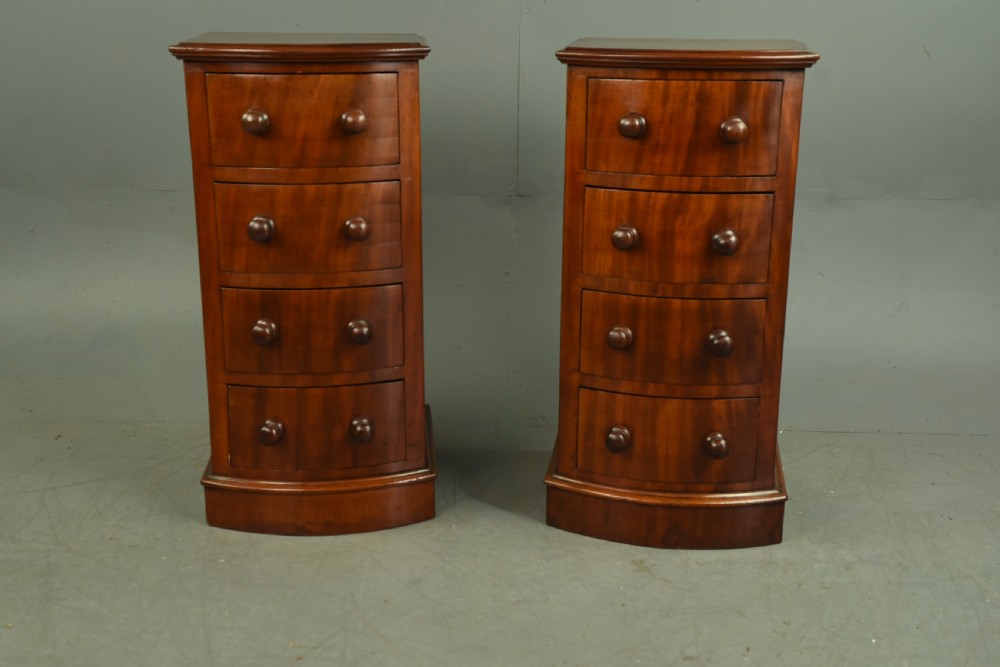 Pair of Victorian mahogany bow front bedside chests of drawers 
