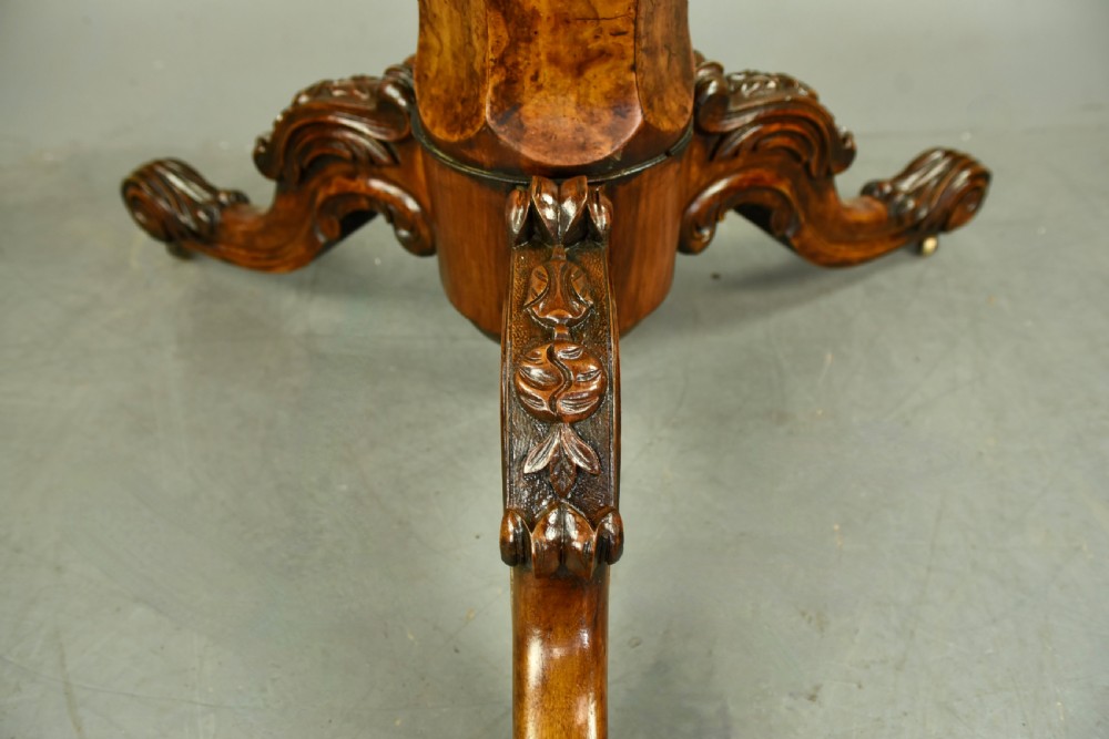 Victorian round burr walnut inlaid dining/centre table  View VI