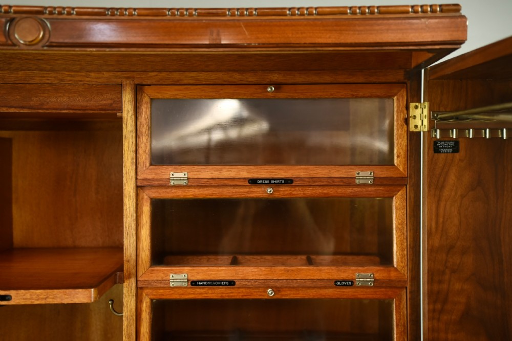 Art Deco walnut deep door compactom wardrobe  View III