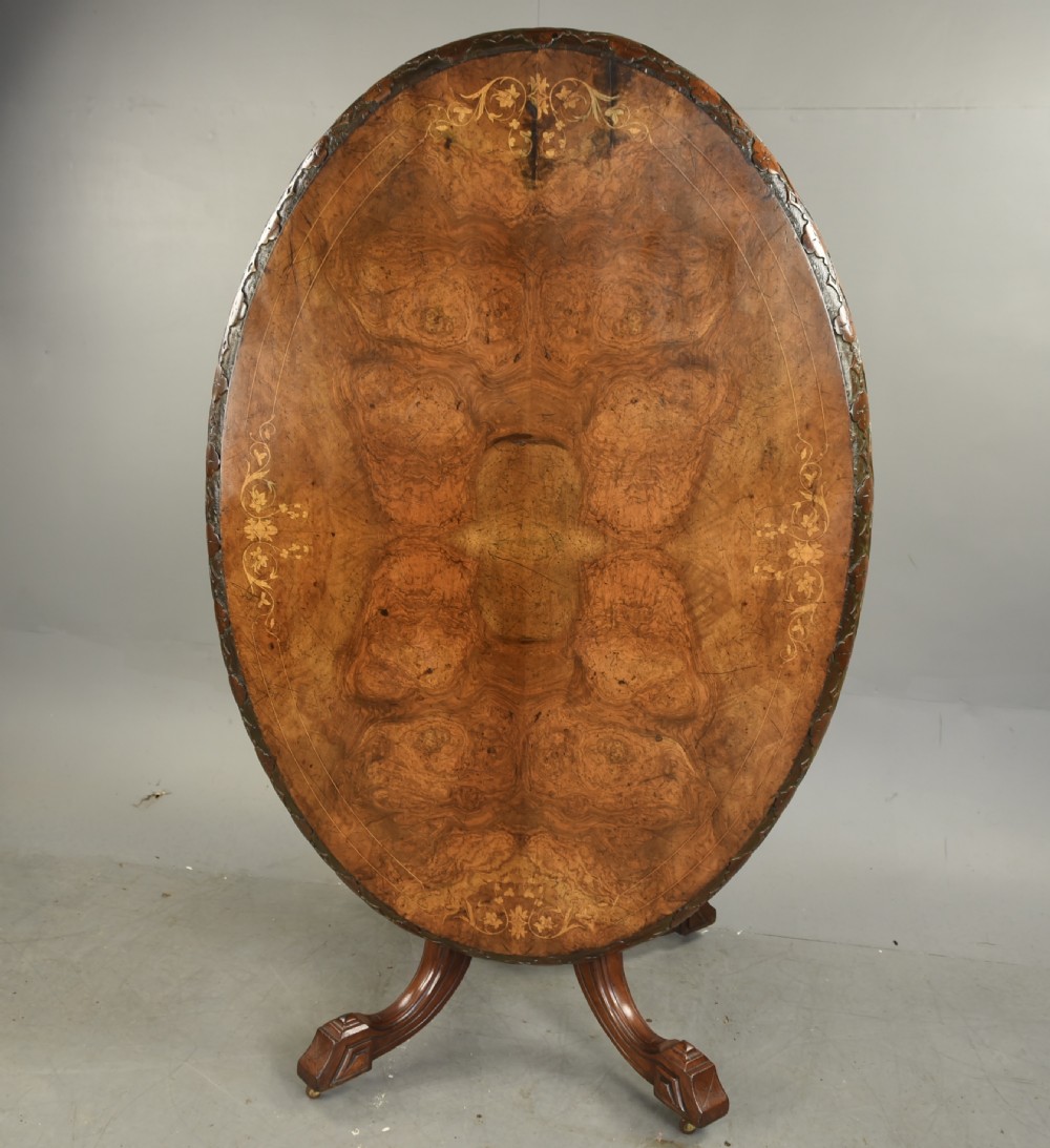 Victorian walnut oval centre table  View IV