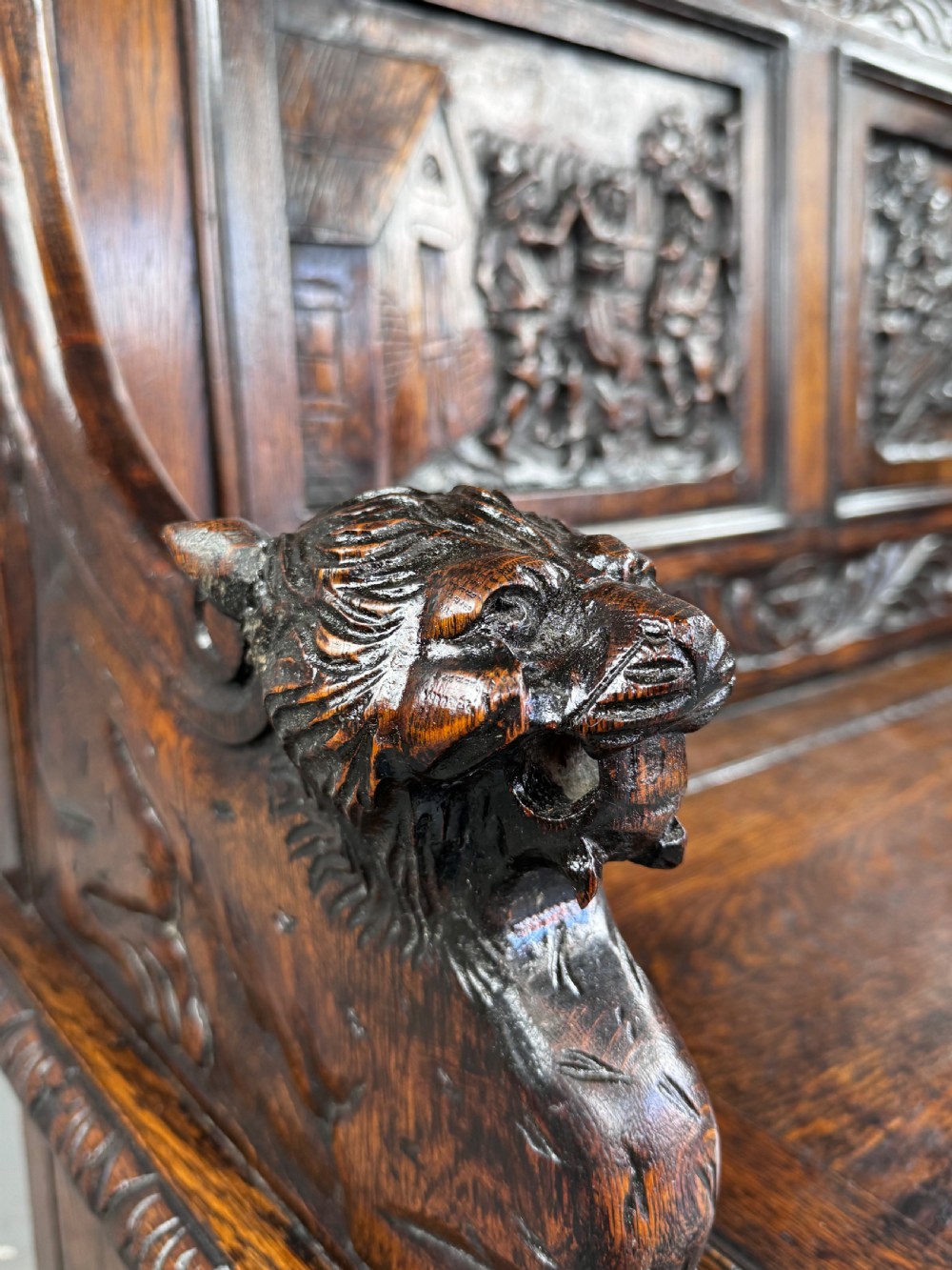 Antique Victorian Carved oak settle  View VI