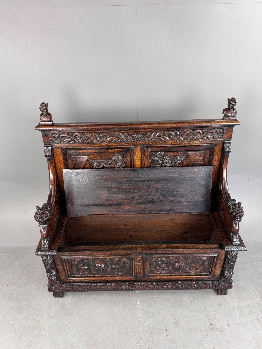 Antique Victorian Carved oak settle  View VIII