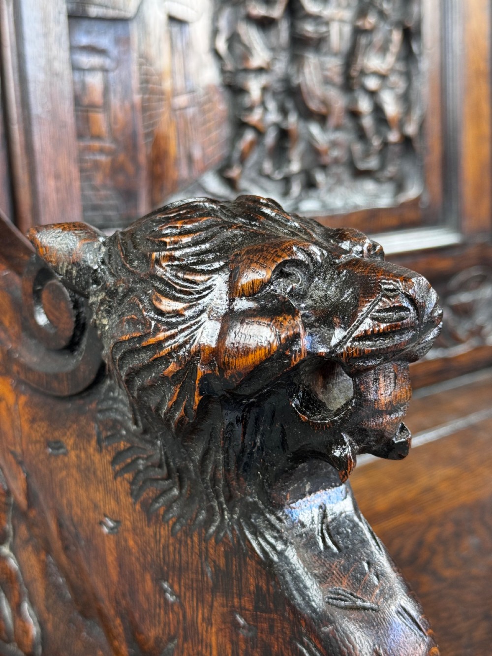 Antique Victorian Carved oak settle  View XIV