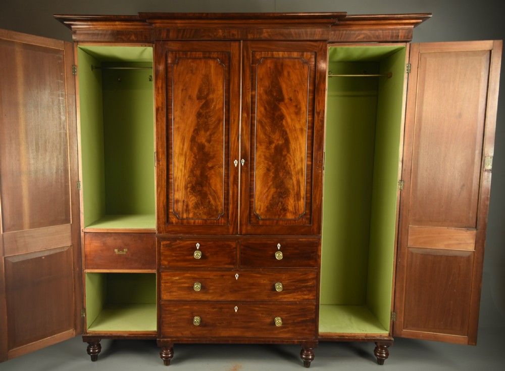 Georgian breakfront four door compactum wardrobe  View IV