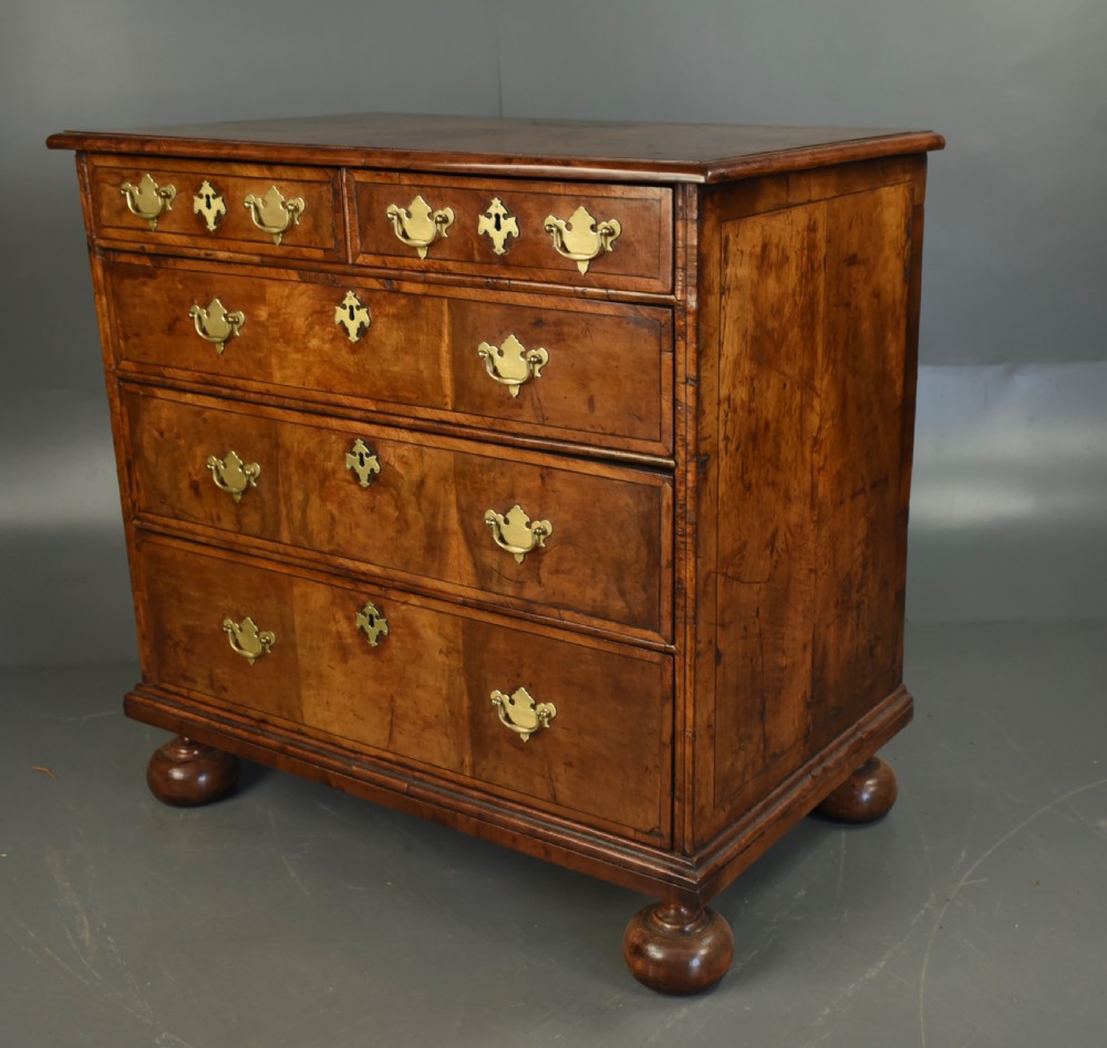 Queen Anne walnut chest of drawers  View III