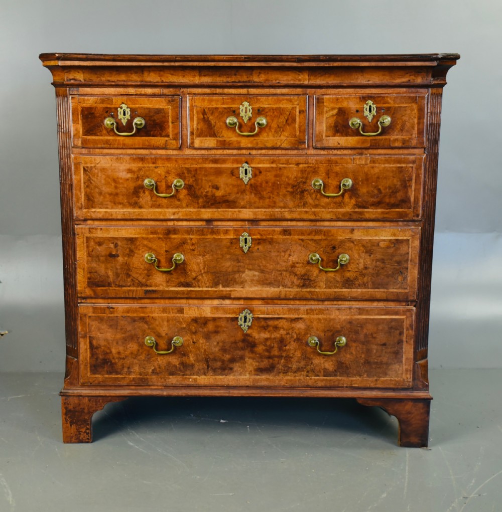 18th century walnut chest of drawers 