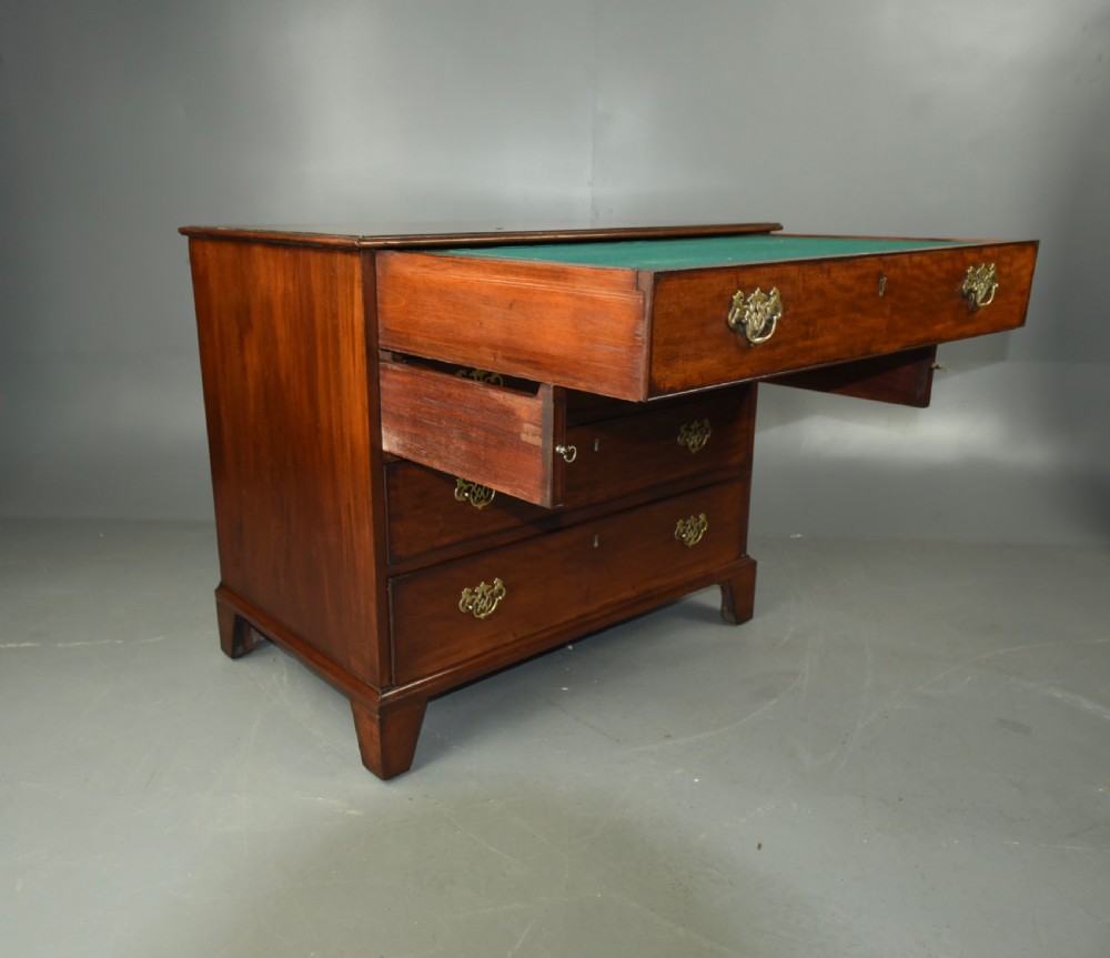 George II mahogany dressing gentleman's chest of drawers  View VI