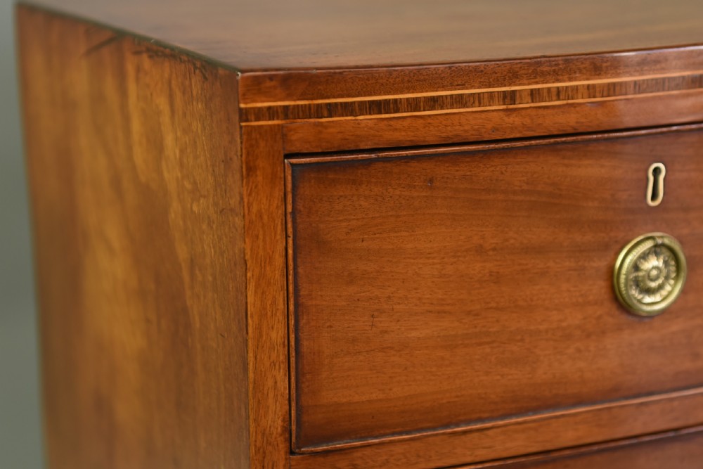 Small Georgian mahogany bow front chest of drawers  View VII