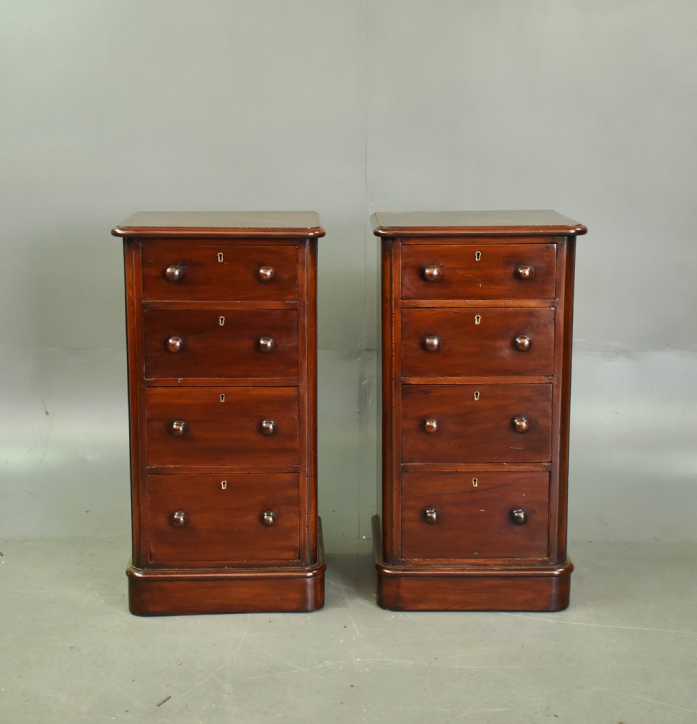 pair of Victorian mahogany bedside chests of drawers 