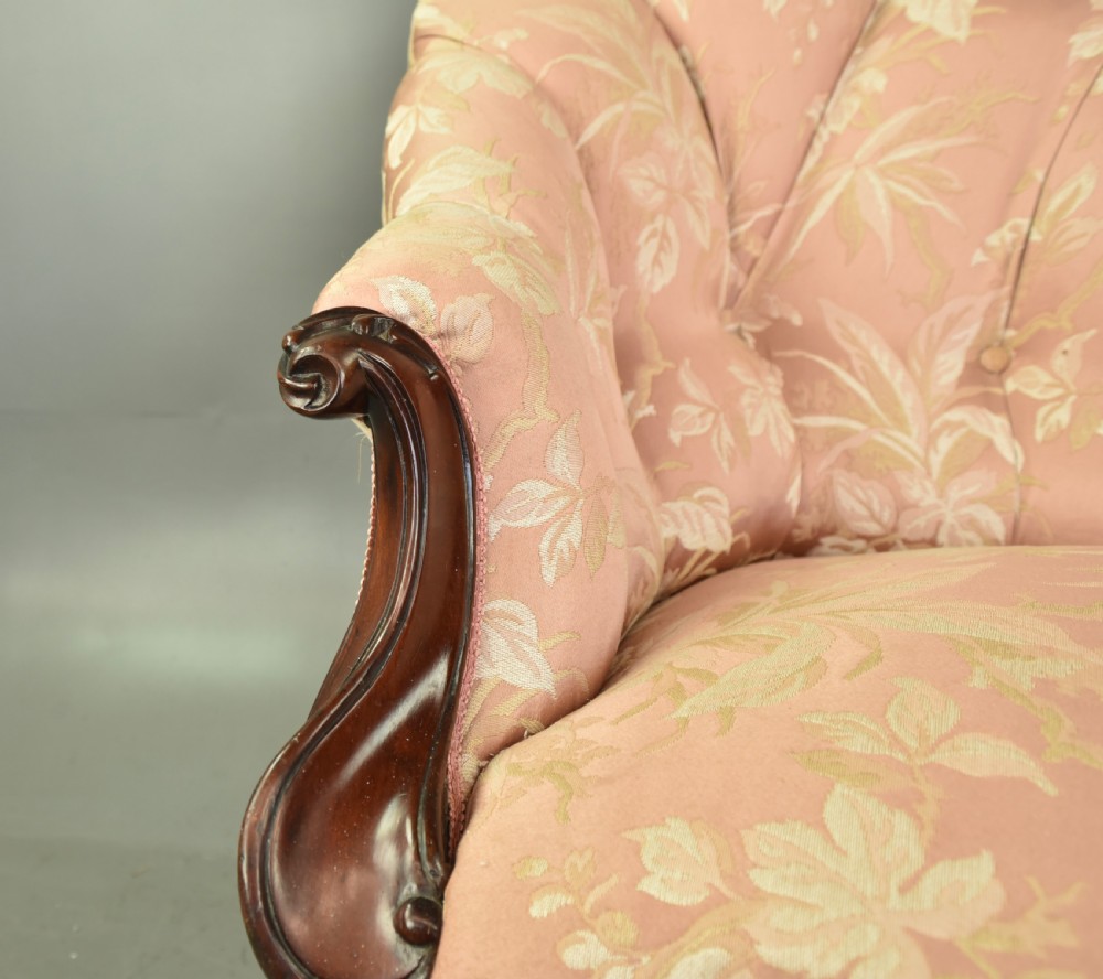 Victorian chaise longue  View V