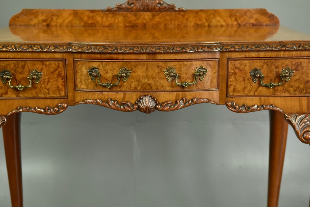 Queen Anne style burr walnut side table  View VIII