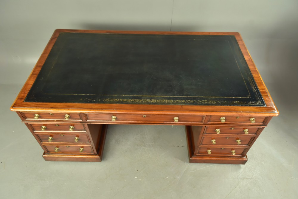 Large Regency mahogany partners desk  View VII