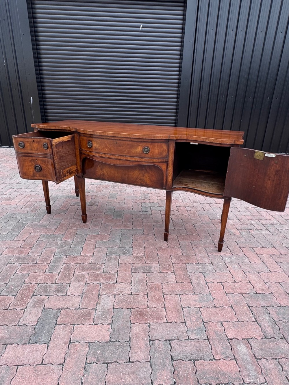 Georgian mahogany sideboard View VII