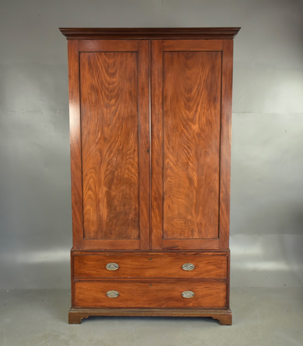 Georgian mahogany wardrobe 