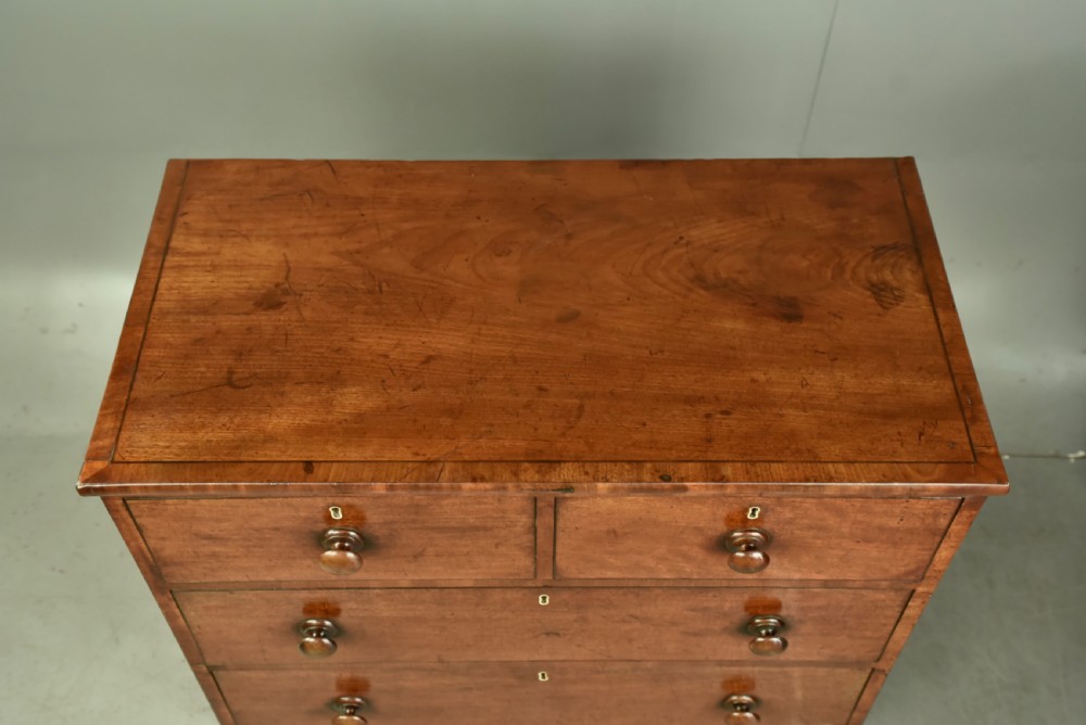 small Georgian mahogany chest of drawers  View V