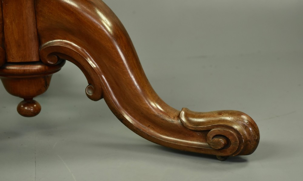 Victorian flame mahogany dining table centre table  View V