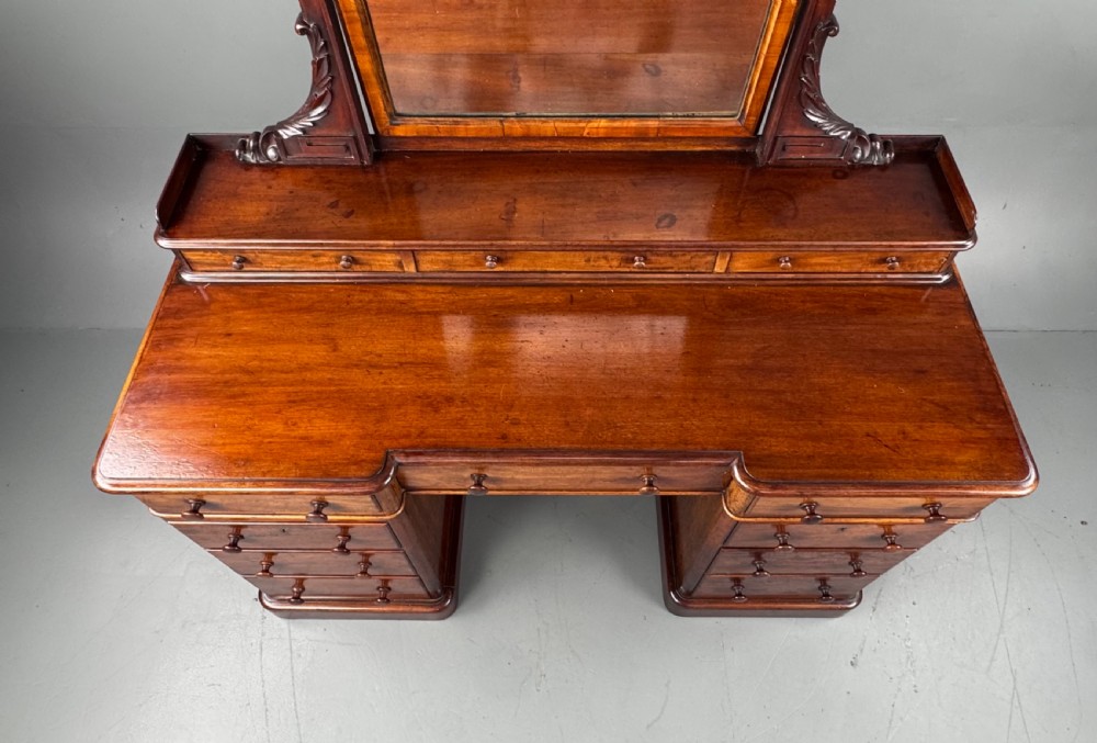 Victorian mahogany pedestal dressing table  View IV