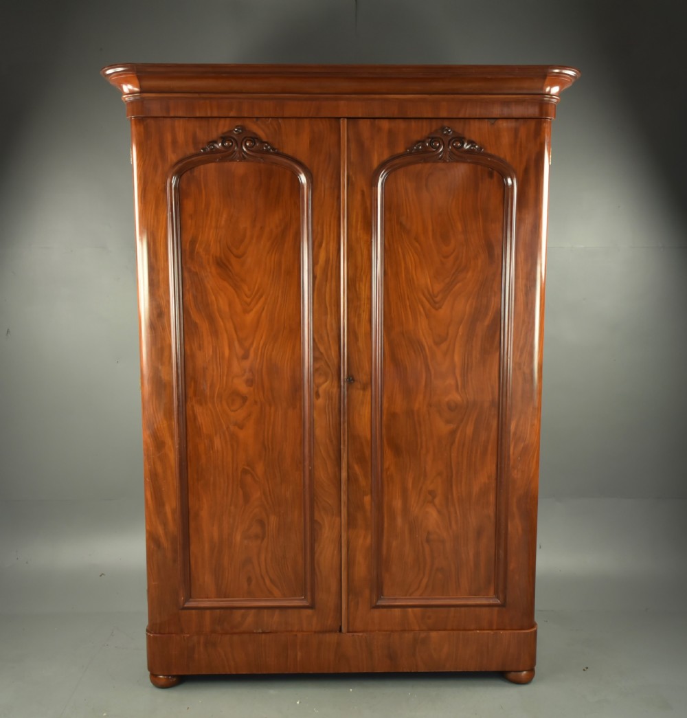 Victorian double wardrobe 