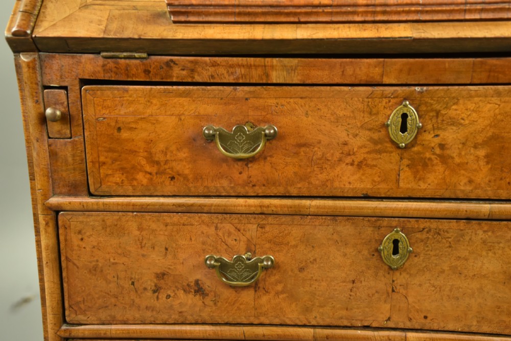 Rare small 18th century walnut bureau  View VIII