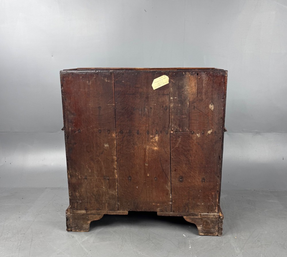 George I burr walnut bureau  View VIII