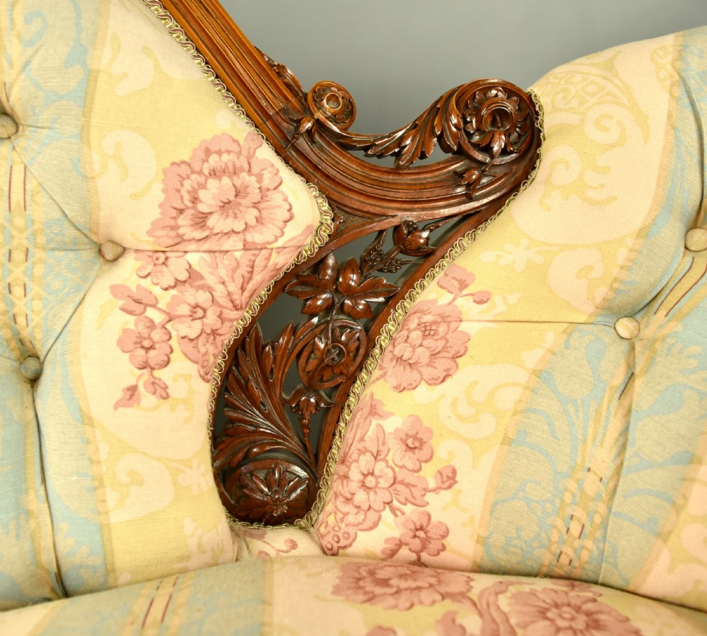 Victorian walnut sofa  View IV