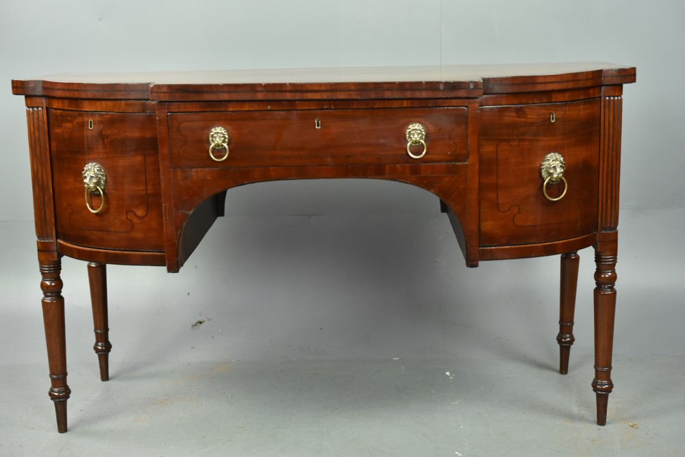 Georgian mahogany sideboard 