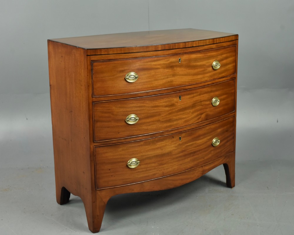 small Georgian mahogany Bowfront chest of drawers  View III