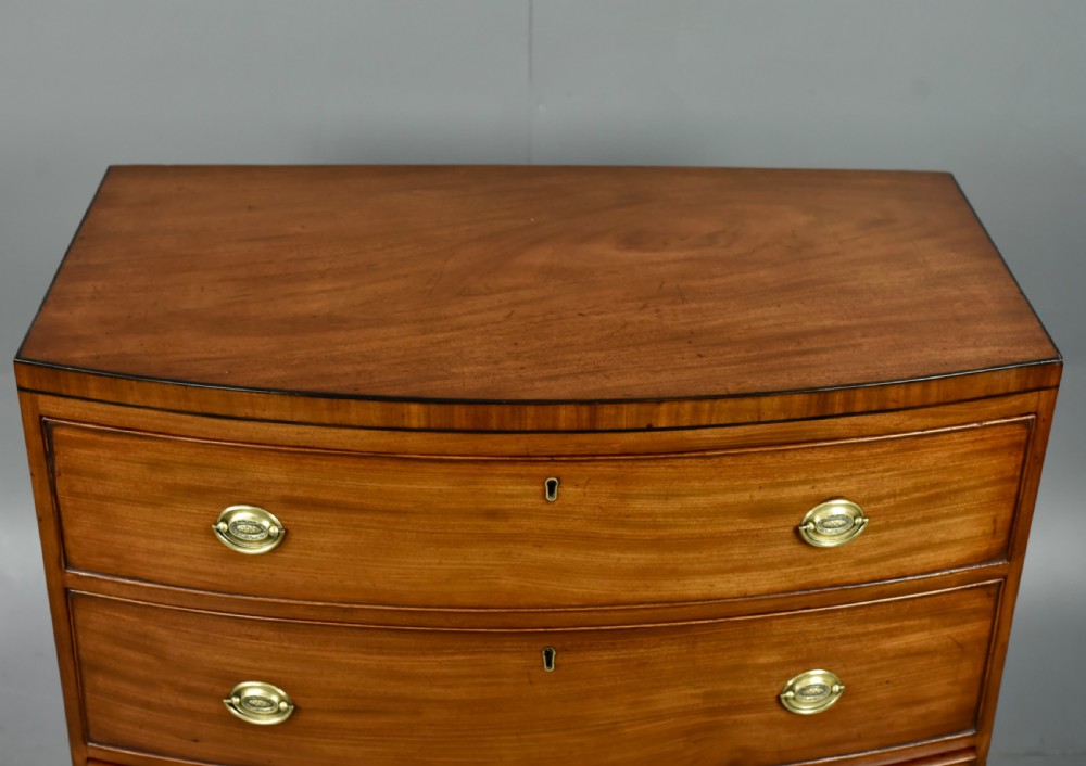 small Georgian mahogany Bowfront chest of drawers  View VI